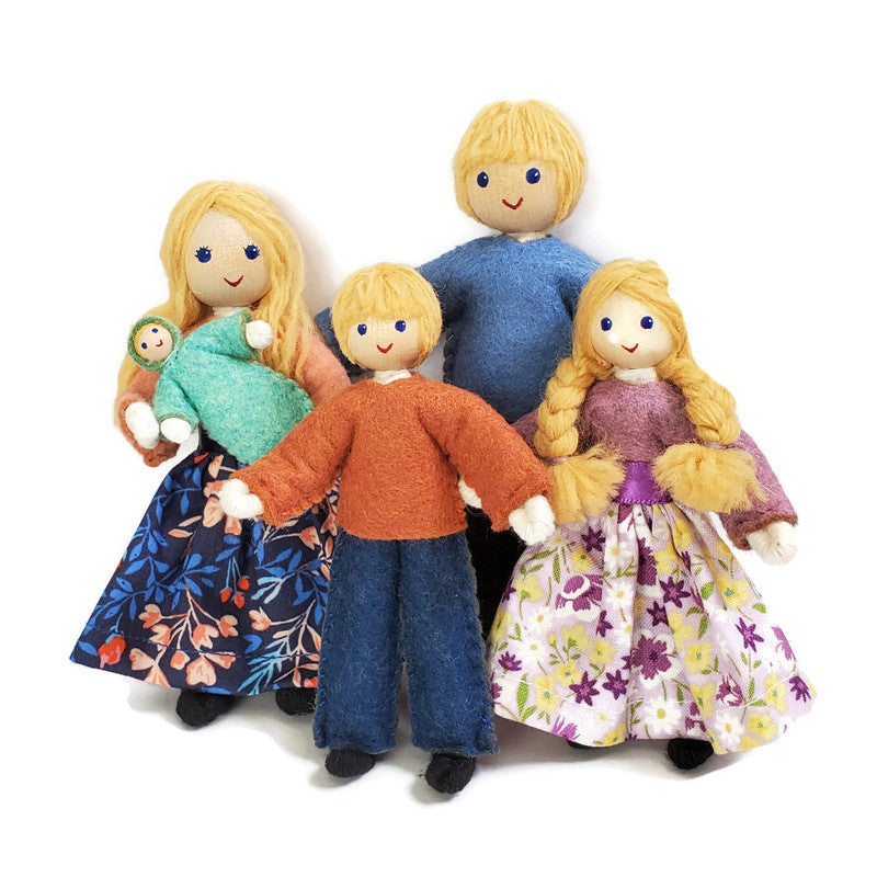 Waldorf Inspired Dollhouse Family Dolls – Wildflower Toys ™